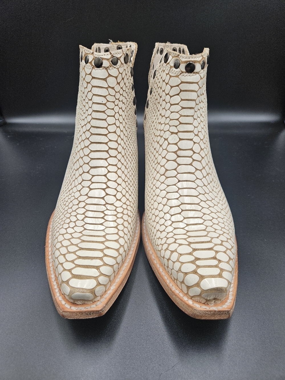 Freebird Mandy Studded Snakeskin Leather Ankle Boots Size 9 Western NWOT - Picture 3 of 9
